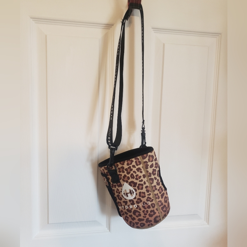 HydroJug Animal Print Sling
